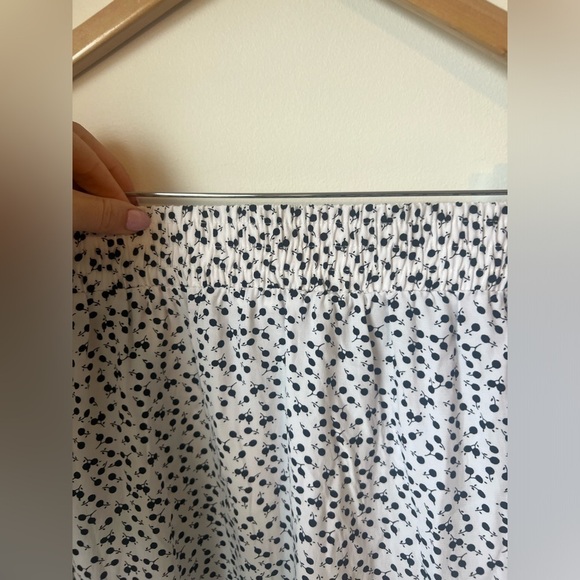 LOFT White and Black Floral Button Pull On Midi Skirt Size Medium NWT BRAND NEW - Picture 6 of 14